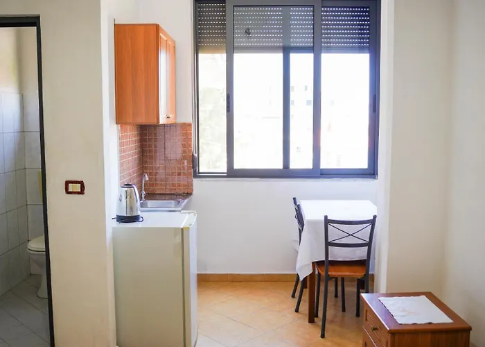 Vila Aliaj Cozzy Room For 2