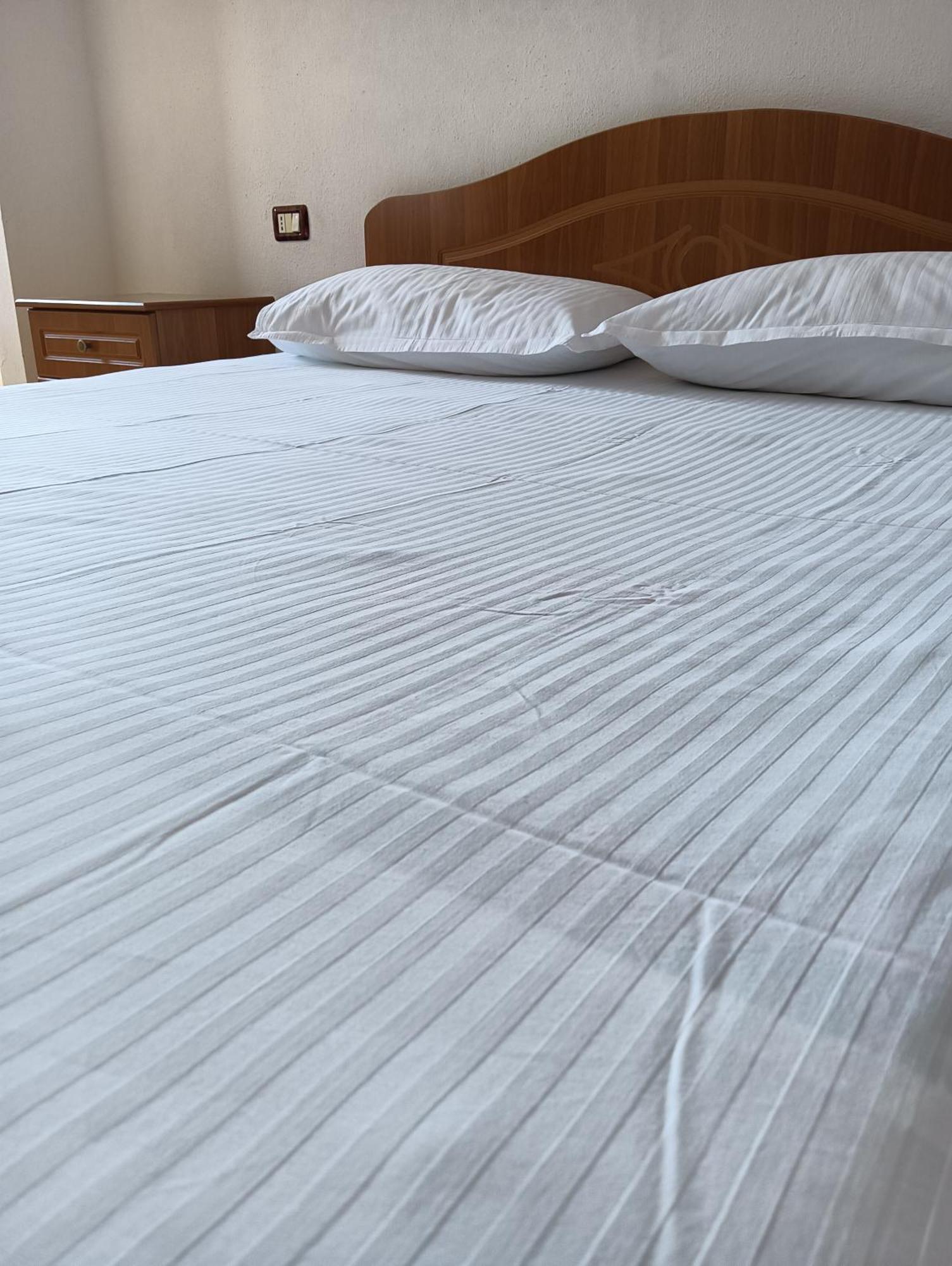 Apartament Vila Aliaj Cozzy For 2